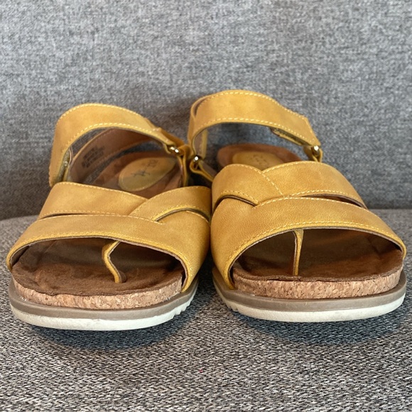 Eurosoft by Sofft Mustard Sandal - Picture 2 of 9
